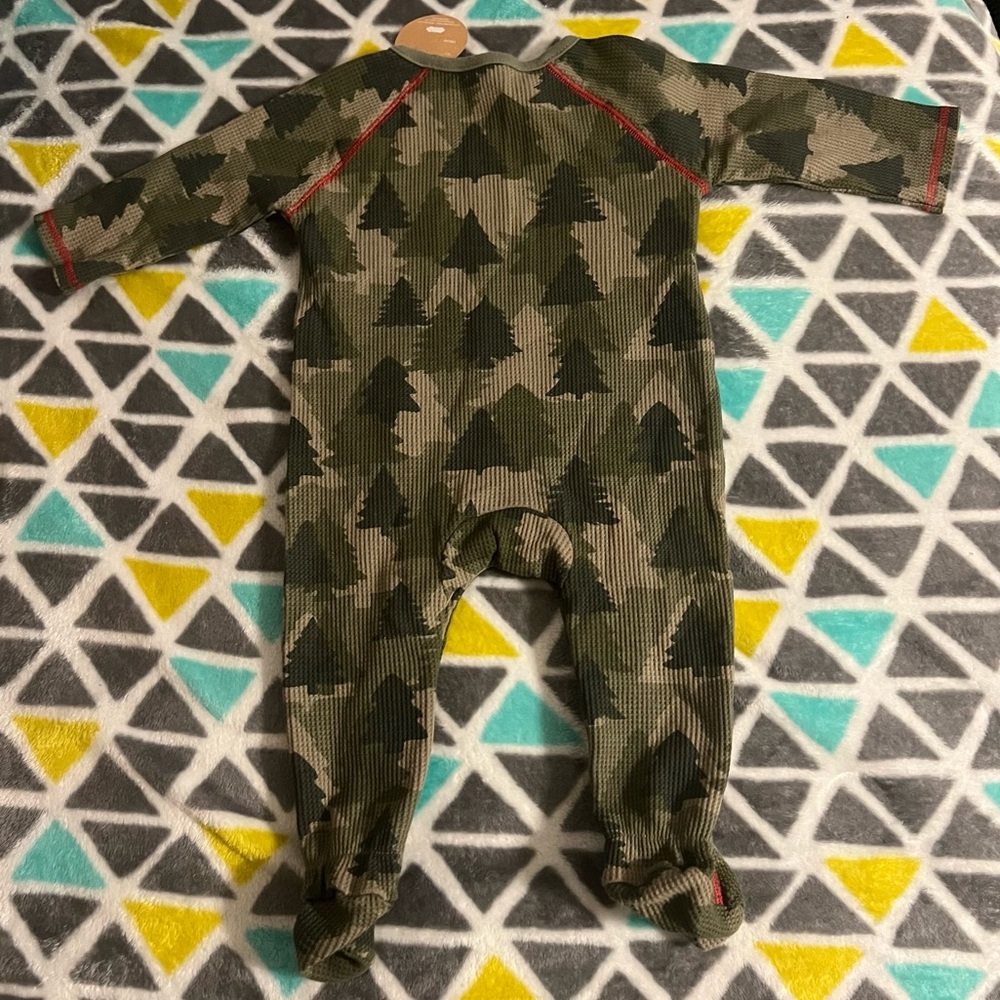 Camouflage One Piece 3-6m - Picture 2 of 4